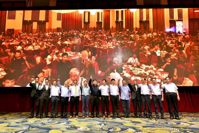 燃?xì)饪緺t,旋轉(zhuǎn)爐,熱風(fēng)循環(huán)爐,冷凍醒發(fā)箱,起酥機(jī),組合爐-賽思達(dá)-世界級烘焙設(shè)備品牌 燃?xì)饪緺t,旋轉(zhuǎn)爐,熱風(fēng)循環(huán)爐,冷凍醒發(fā)箱,起酥機(jī),組合爐-賽思達(dá)-世界級烘焙設(shè)備品牌