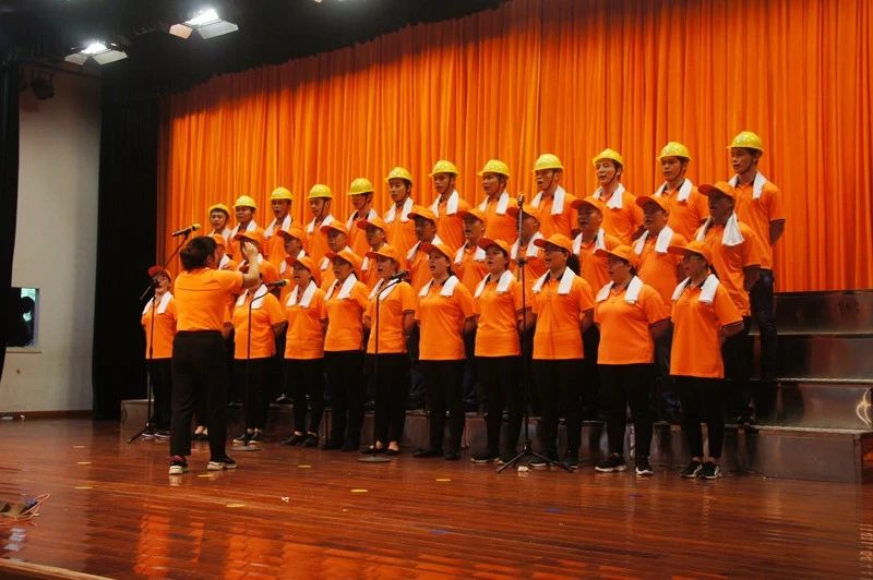 賽思達(dá)參加鐘落潭鎮(zhèn)&ldquo;奮進(jìn)新時(shí)代 頌歌獻(xiàn)給黨&rdquo;合唱比賽