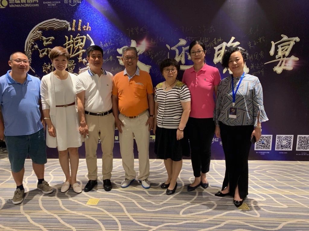 賽思達(dá)董事長(zhǎng)唐樹(shù)松參加味道中國(guó)第十一屆餐廚行業(yè)品牌盛會(huì) 賽思達(dá)董事長(zhǎng)唐樹(shù)松參加味道中國(guó)第十一屆餐廚行業(yè)品牌盛會(huì)